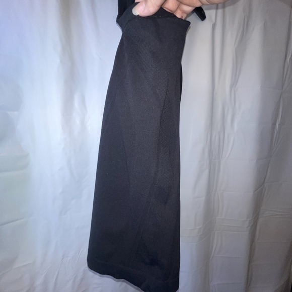 Athleta Black Topanga Racerback Workout Compression Fitted Tank Top Women Sz L - Picture 11 of 11